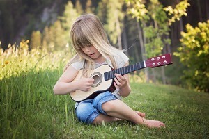 Kinder und Musik